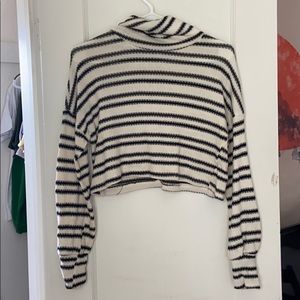 Striped Scoop Neck Cropped Shirt